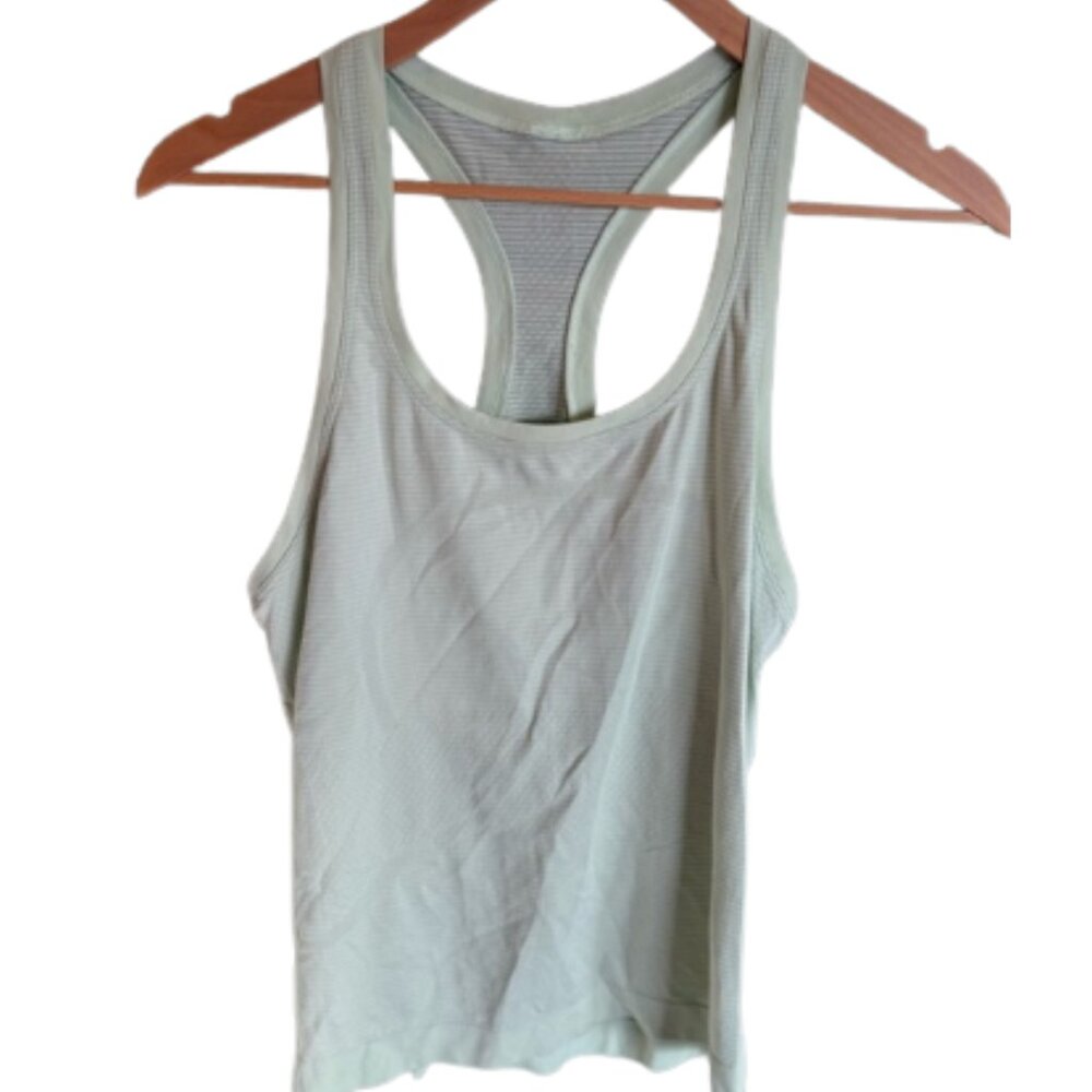 Lululemon Swiftly Tech Racerback Tank 2.0 *Race Length* Light Sage Green Size 8